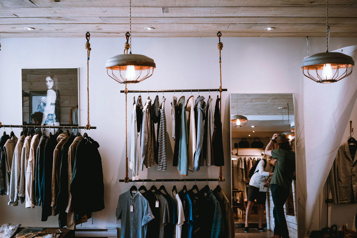 retail management trends in clothing store